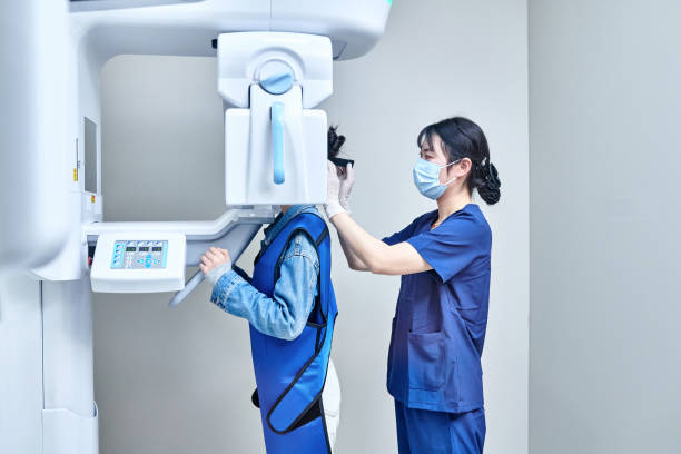 Best Emergency Dental Extractions in Marissa, IL